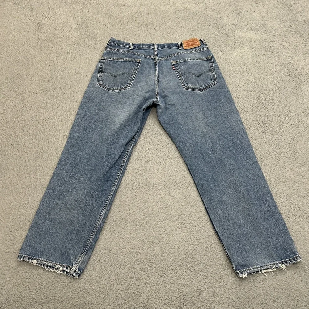 Levis Jeans Mens 33x30 Blue Denim 550 Relaxed Fit Tapered Cotton American Y2K